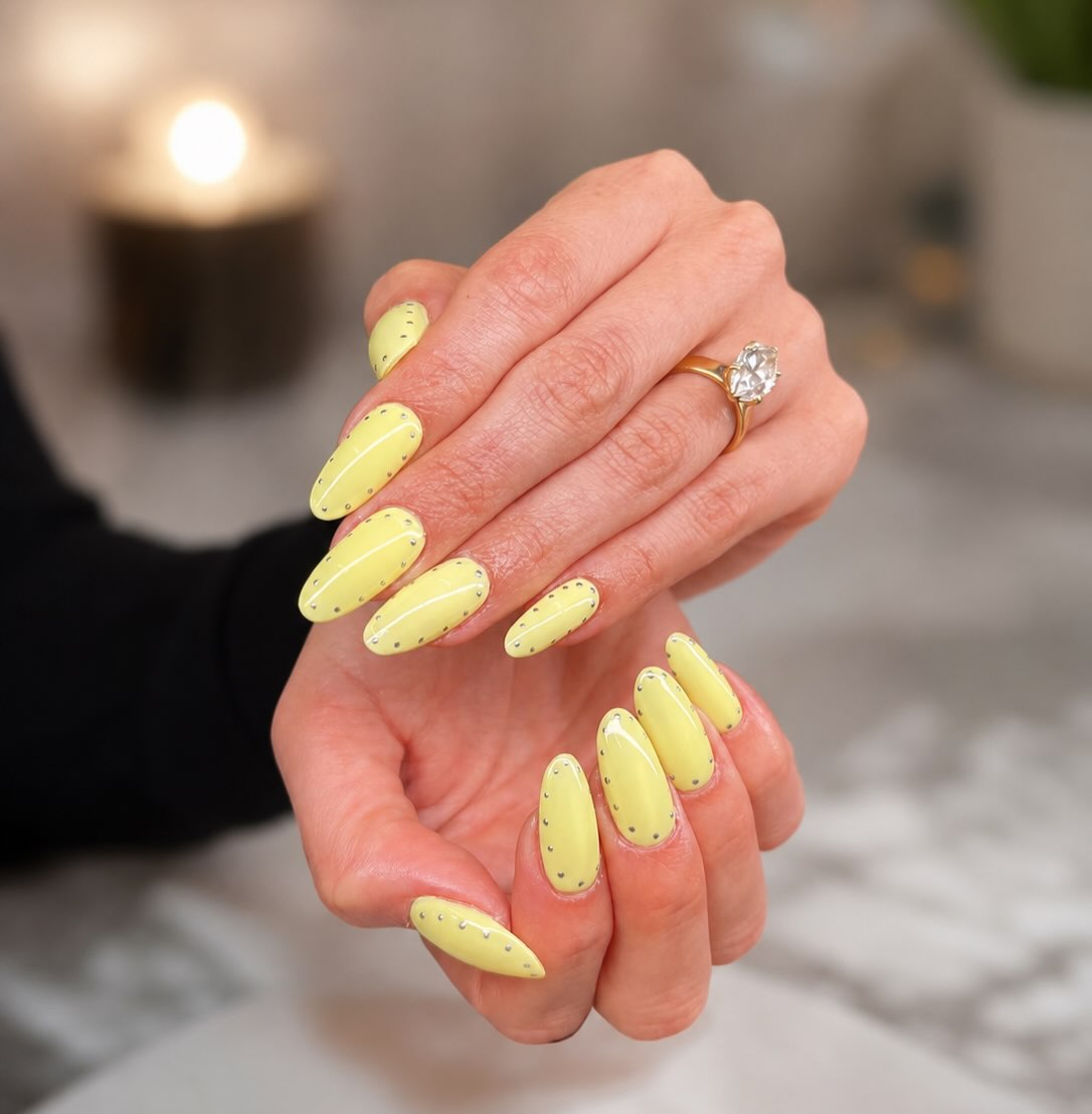 Butter yellow almond Apres nail set by BeautifulClawz